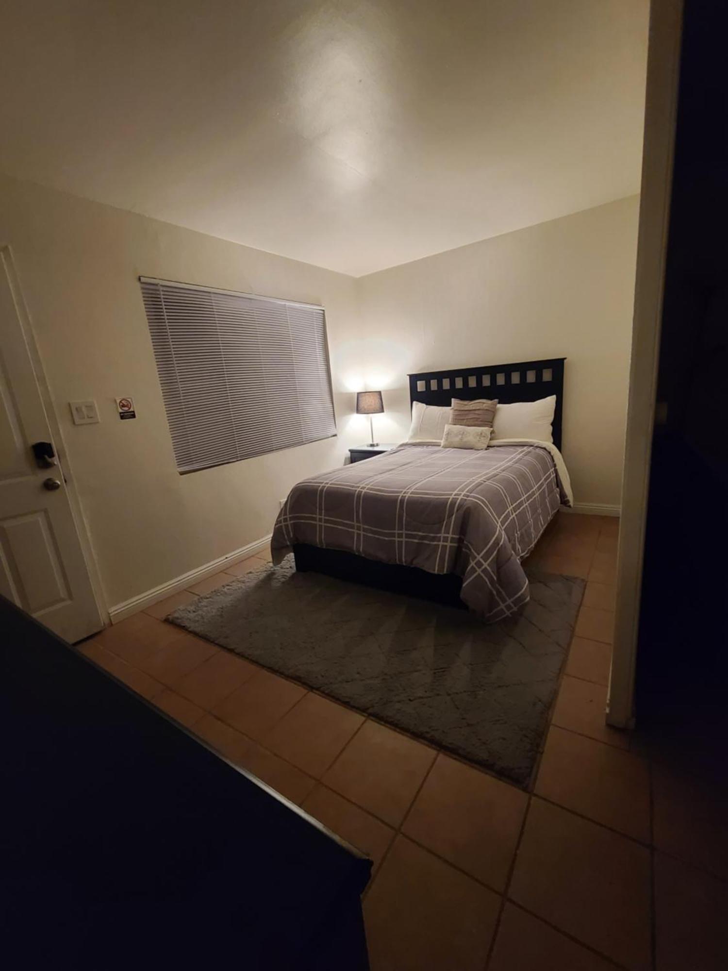 Kasota Cozy Coves Apartment Victorville Bagian luar foto